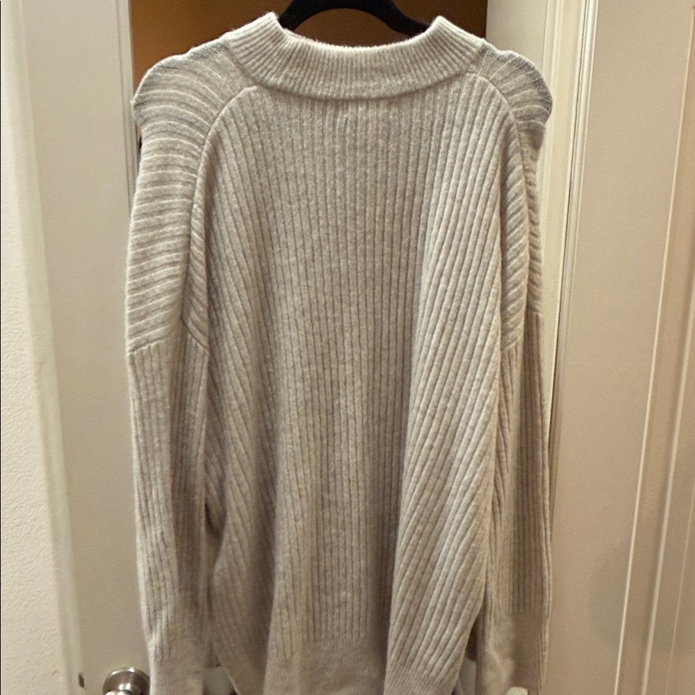H&M Cream Ribbed Sweater - Picture 3 of 4